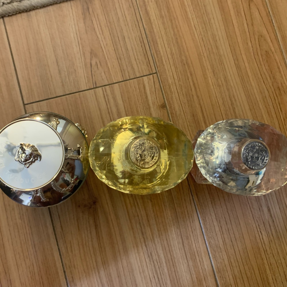 Versace Yellow Diamond Perfume - Picture 8 of 9